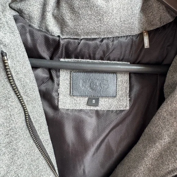 UGG Gray Puffy Coat | Small - Picture 4 of 9